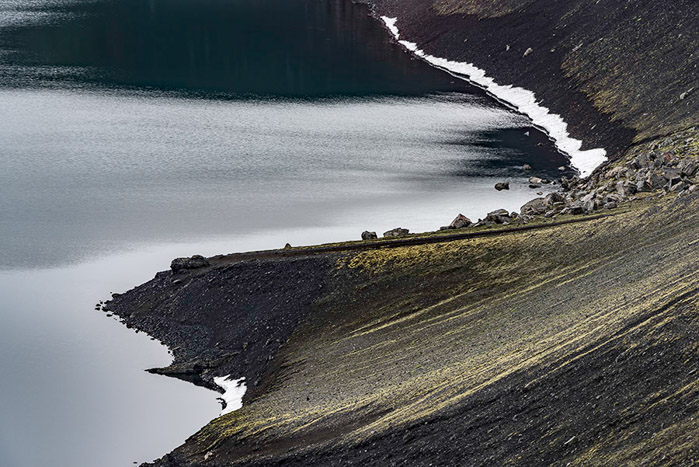 Ljotipollur Crater Lake Color 1503