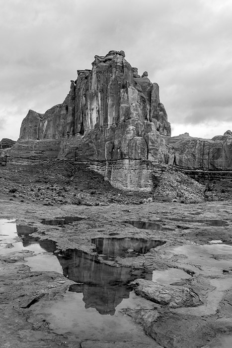 Arches Reflection BW 0621
