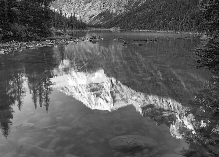 Mt Edith Cavell Reflections 2567