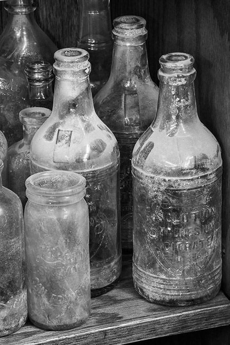 Elite Trading Post Bottles 1738