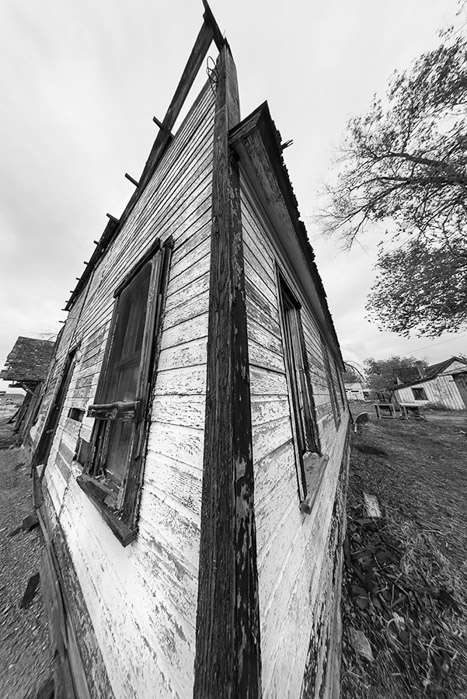 Thompson Springs Building 8mm BW 0772