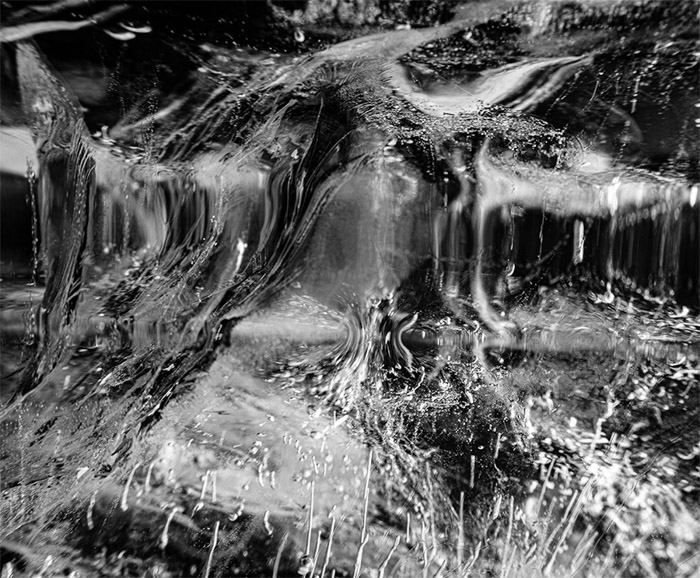 Ice Cubes BW 1332