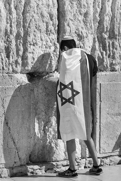 Israeli Praying At Kotel BW 5188