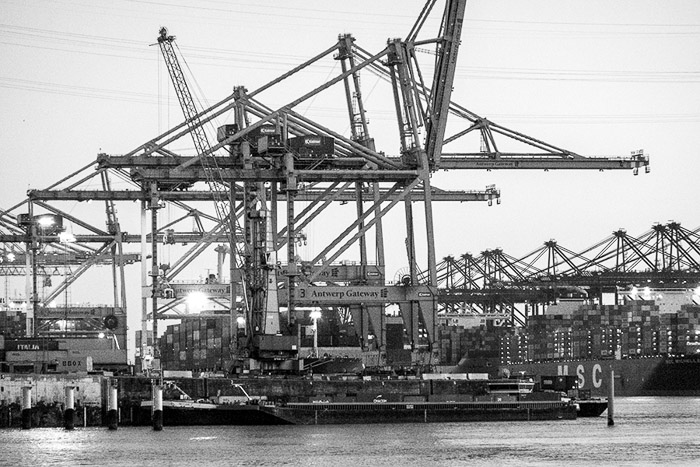 Antwerp Docks 0973