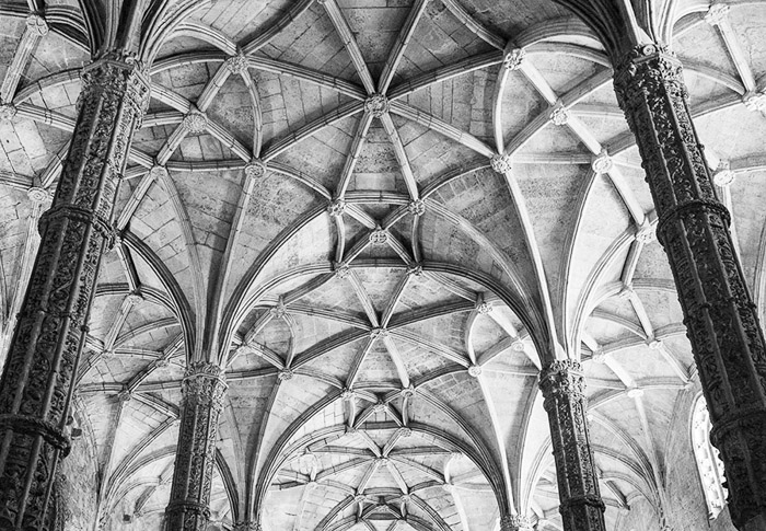 Church Ceiling Lisbon BW 8592