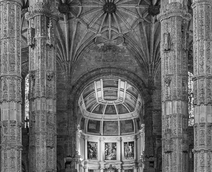 Church Interior Lisbon BW 8583