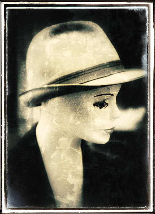 Budapest Mannequin 1 4476