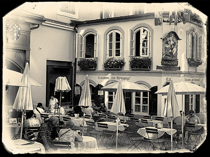 Salzburg Cafe BW 4761