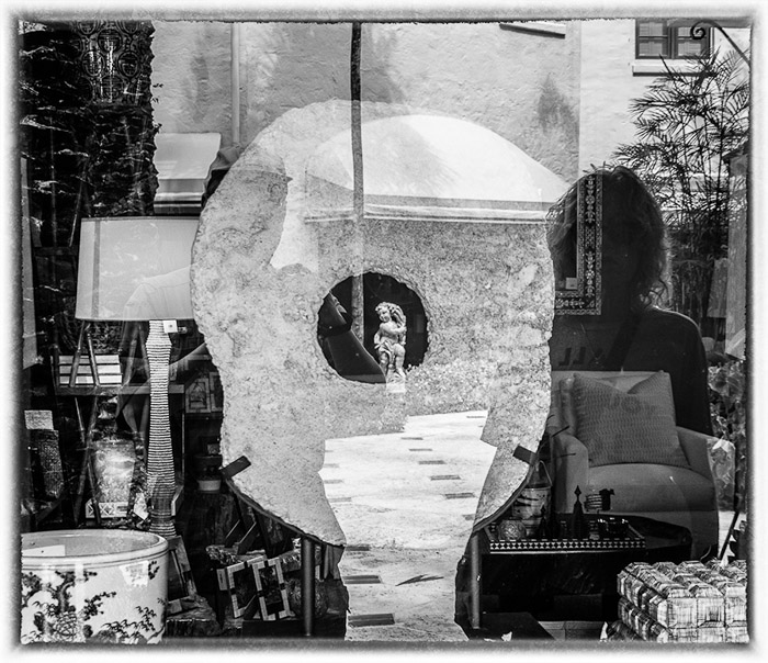 Worth Ave Reflections BW 0063