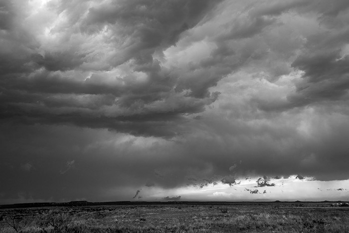 Storm Chasing BW 0506