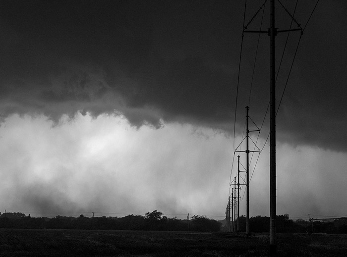 Storm Chasing BW 0569