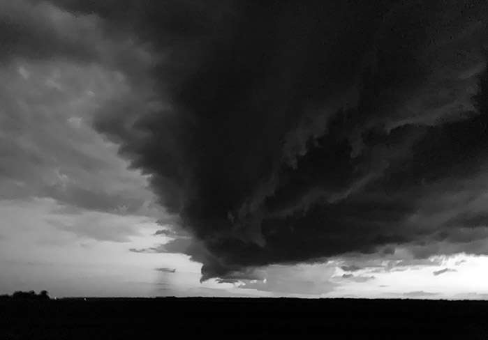 Storm Chasing BW 3906