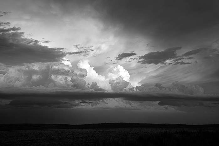 Storm Chasing BW 4846