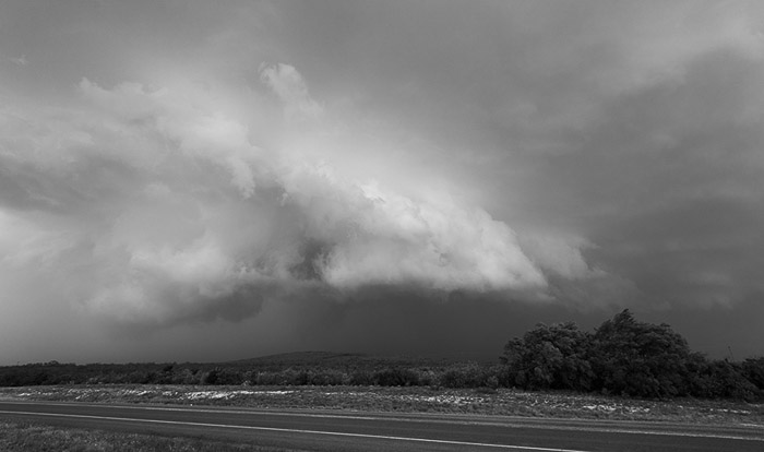 Storm Chasing BW 5316