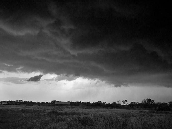 Storm Chasing BW 5335