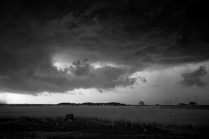 Storm Chasing IR 0481