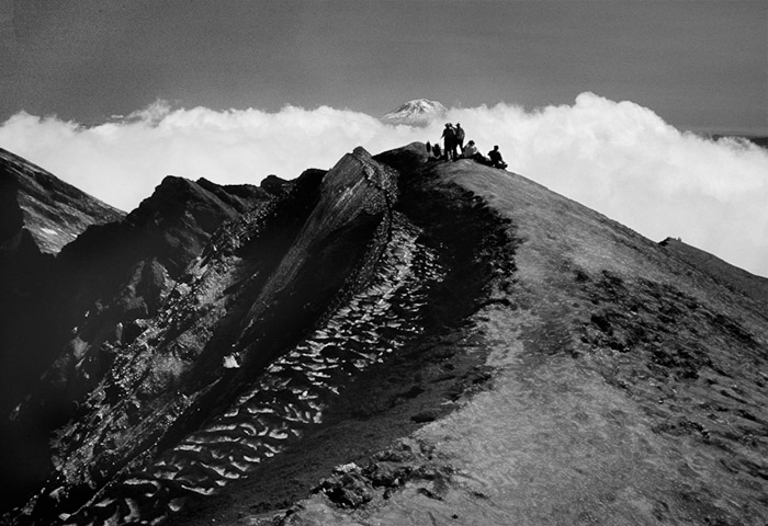Mt St Helens Summit Mt Adams 2 BW