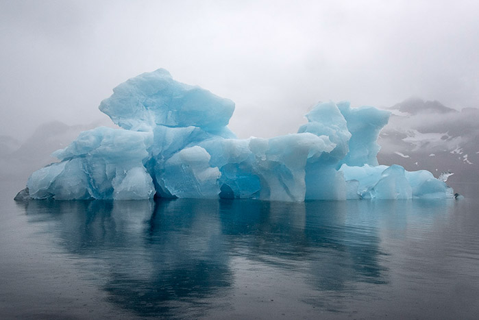 Blue Iceburg Greenland Color 7057