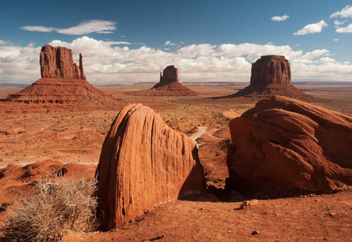 Monument Valley View Color 7539