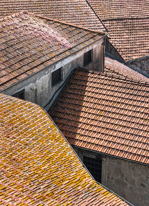 Red Tile Roofs Porto Color 8977